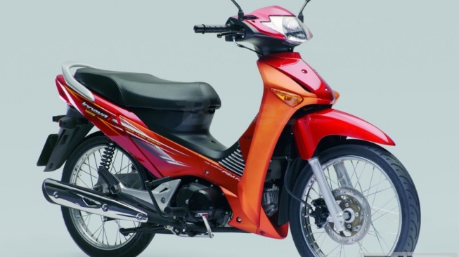 Honda Innova 125. (Bikez)