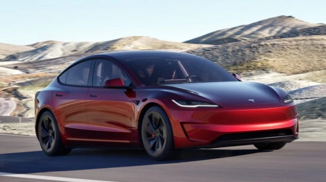 Penjualan Tesla Model 3 Tembus 3 Juta Unit, Jadi Sedan Listrik Terpopuler