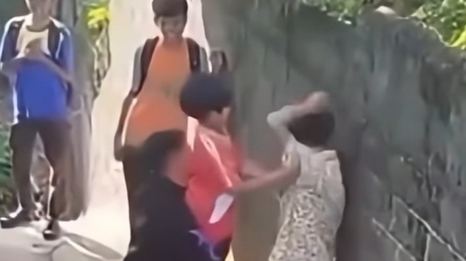 Polisi Periksa 20 Guru-Siswa, Terbongkar Skenario Balas Dendam di Balik Viral Siswa MPLS Dikeroyok