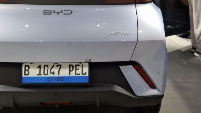BYD Atto 1 yang dikabarkan siap melantai di GIIAS 2025 sebagai penantang Wuling Air EV. (Foto: BYD)