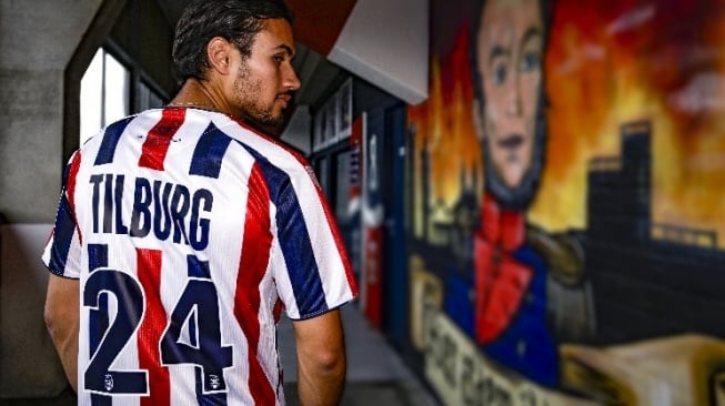 Nathan Tjoe-A-On mendapatkan durasi kontrak dua tahun dari Willem II. [@WillemII]