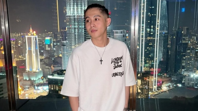 Klarifikasi Pertama Belum Bikin Puas, DJ Panda Kini Nangis Minta Ketemu Erika Carlina