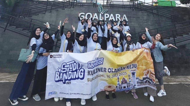 Pemberdayaan dan apresiasi kepada nasabah Mekaar dengan menggelar kegiatan Studi Banding Olahan Keju di Sukabumi (Dok: PNM)