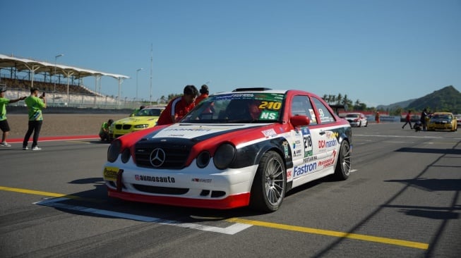 Debut Manis Indostar Motorsport  Borong Podium di Mandalika