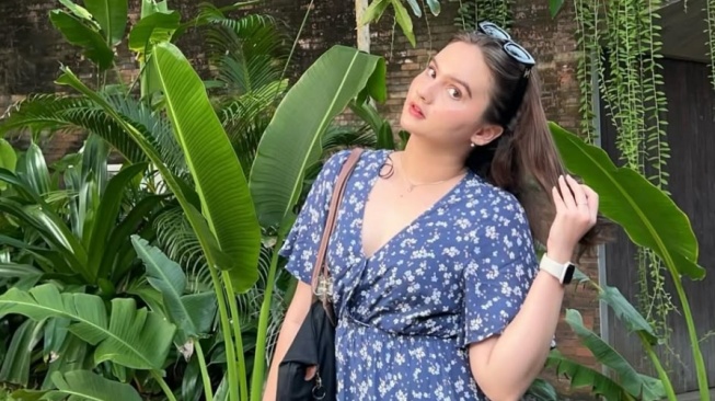Profil Jessica Rosmaureena, pacar pemain Timnas Indonesia Hokky Caraka yang dilecehkan di media sosial dengan kata-kata jorok dan tak pantas. (IG Jessica Rosmaureena)