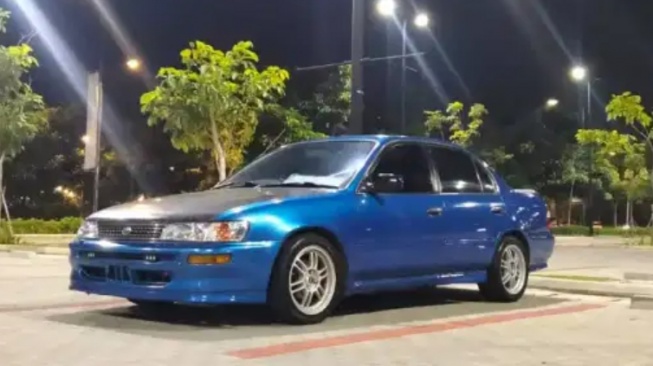 Toyota Great Corolla (OLX)