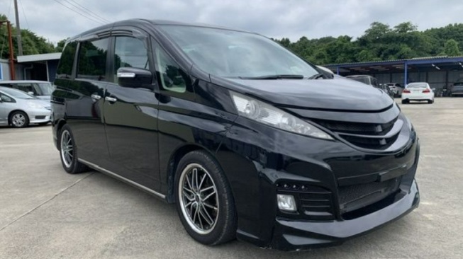 Mazda Biante 2015. (Car From Japan)