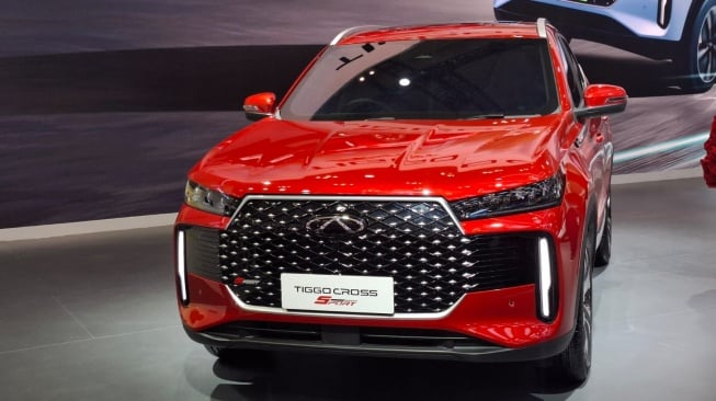 Chery TIGGO Cross CSH Hybrid dan Chery TIGGO Cross Sport 1.5T dalam perhelatan GAIKINDO Indonesia International Auto Show (GIIAS) 2025