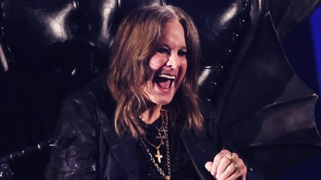 10 Lagu Terbaik Ozzy Osbourne yang Membuat Namanya Abadi di Dunia Musik