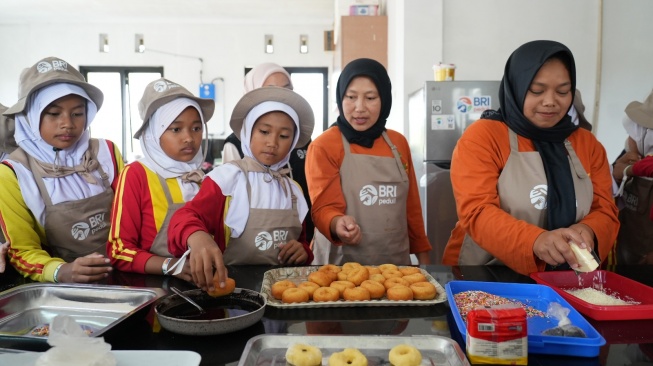 BRI Peduli Gelar Agroedukasi untuk Siswa SD di Hari Anak Nasional