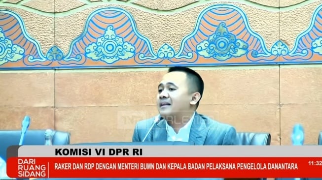 Anggota DPR Sebut Amplop Kondangan Bakal Dipajaki, Salahkan BP Danantara: Ini Kan Tragis!
