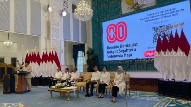 Presiden Prabowo Subianto meluncurkan logo dan tema Hari Ulang Tahun (HUT) ke-80 Kemerdekaan Republik Indonesia di Istana Negara, Jakarta. (Suara.com/Novian)