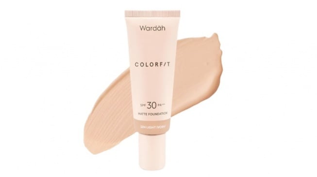 4 Pilihan Foundation Wardah Terbaik: Mengandung SPF, Bikin Makeup Flawless