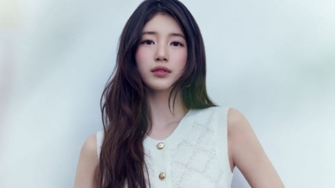 Mau Gaya Kasual yang Stylish? Intip 4 Daily Look Suzy yang Patut Dicoba