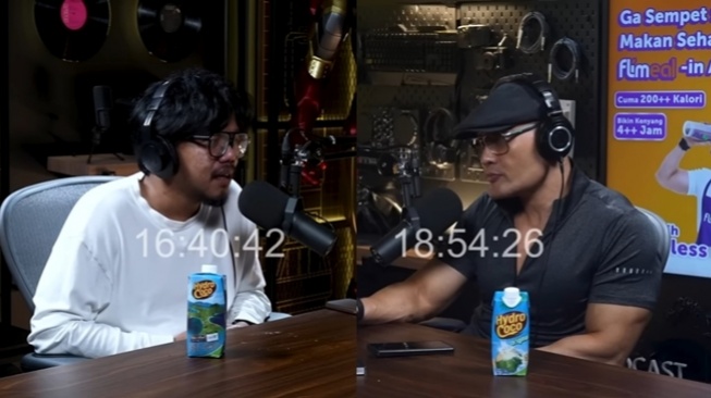 Kebijakan Tom Lembong 10 Tahun Lalu Dikasuskan, Ferry Irwandi: Om Deddy Corbuzier Gak Takut?