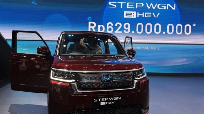 Honda STEP WGN e:HEV Menggoda Keluarga Indonesia, Segini Harganya!