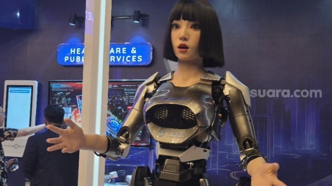 Salah satu robot yang dihadirkan di BRAVO 500 Summit di Jakarta, Kamis (24/7/2025). [Suara.com/Dythia]