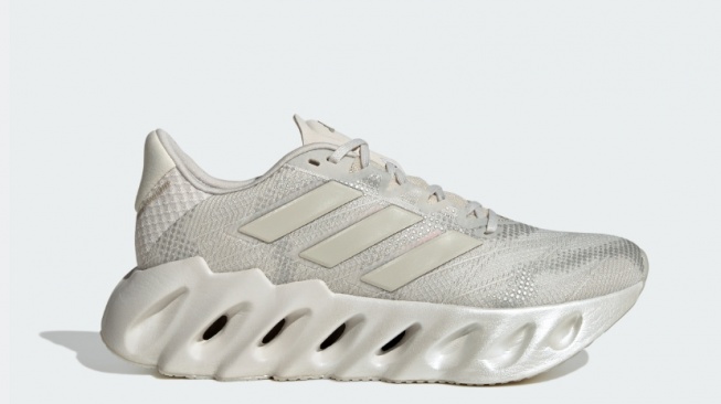 Adidas Switch FWD. [Adidas.co.id]