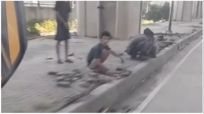 Polisi ringkus 7 pelaku diduga pencuri kabel lampu jalan di kawasan Jalan Raya Cilincing dan Jampea Jakarta Utara (Instagram)