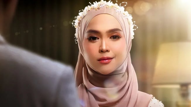 Ria Ricis Diduga Tindik Hidung, Bagaimana Hukum Islamnya?