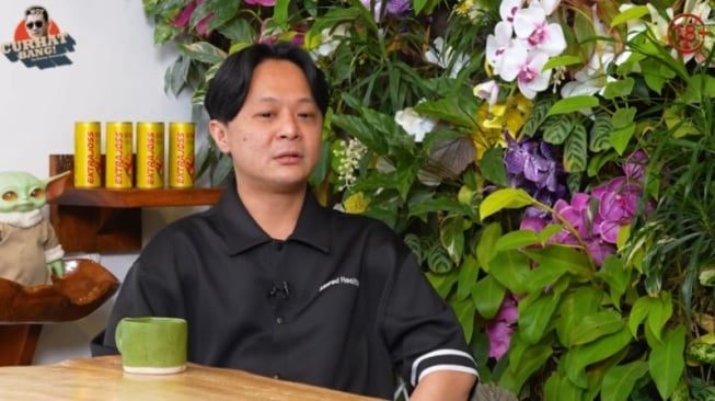 Respons DJ Bravy Kalau DJ Panda Ingin Hadir Saat Erika Carlina Melahirkan (YouTube/Curhat Bang Denny Sumargo)