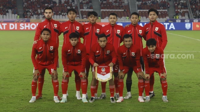 Starting XI Timnas Indonesia U-23 melawan Thailand dalam semifinal Piala AFF U-23 2025 di Stadion Utama Gelora Bung Karno (SUGBK) Jakarta, Jumat (25/7/2025). [Suara.com/Alfian Winanto]
