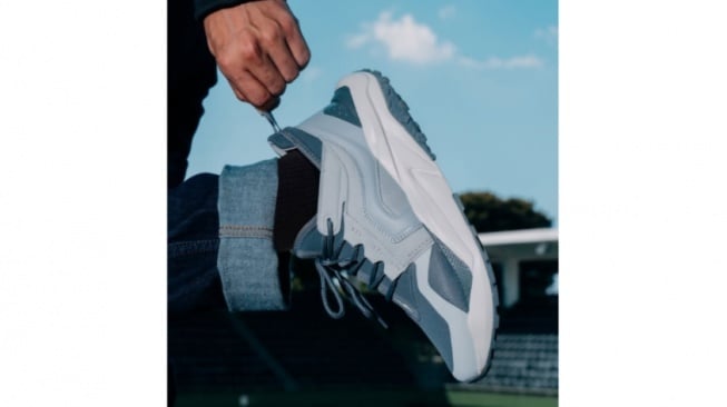 5 Pilihan Sepatu Running Lokal Mills Terbaik 2025: Harga Murah, Lari Makin Kencang!