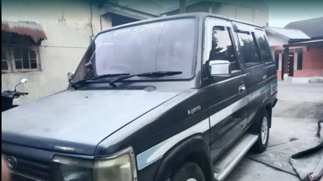 Mobil bekas untuk keluarga (OLX)