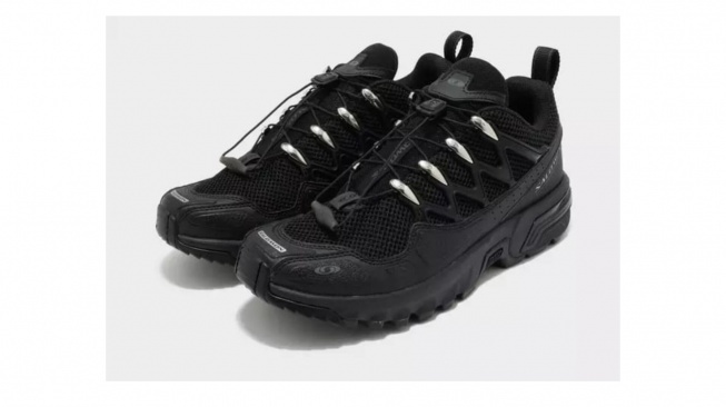 Perbedaan Sepatu Salomon Asli dan KW (jdsports)