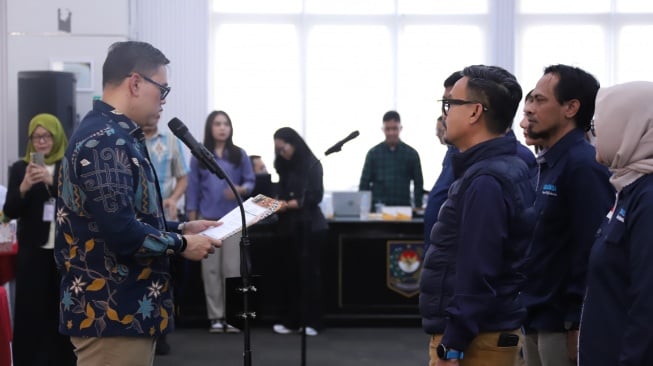 Lantik Pengurus GRADASI 20252030, Dave Laksono Soroti Ruang Digital dan Kendali Algoritma