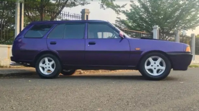 Mazda Vantrend. [OLX]