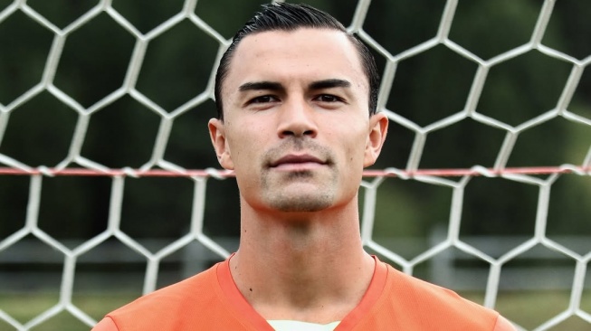 Emil Audero sah bergabung dengan U.S. Cremonese dengan status pinjaman dari Como 1907 disertai opsi pembelian permanen. [Instagram Cremonese]
