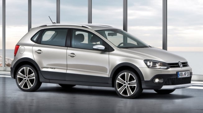 Volkswagen Polo. (Drive Place)