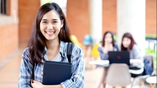 Dunia Event dan Travel Berubah, Ini Jurusan Kuliah Baru yang Bikin Kamu Dicari Industri!