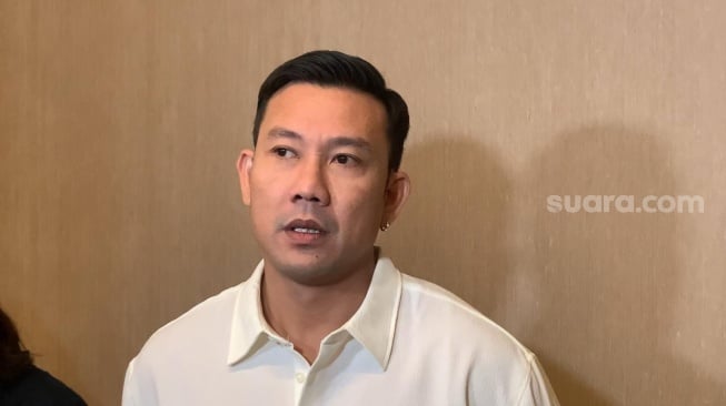 Denny Sumargo dalam wawancara di Pullman Central Park, Jakarta, Minggu, 27 Juli 2025. [Suara.com/Adiyoga Priyambodo]
