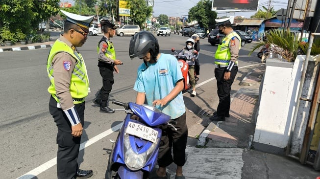 Operasi Patuh Progo 2025: Tilang Turun, Kesadaran Meningkat? Ini Kata Polda DIY