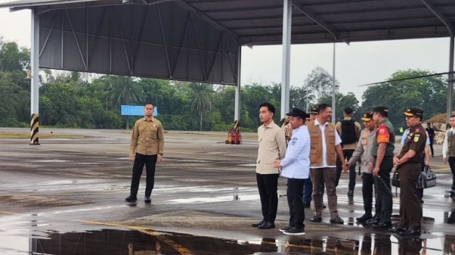 Gibran Pantau Karhutla Riau, Terima Laporan Modus 'Tipu-tipu' 51 Tersangka Pembakar Hutan