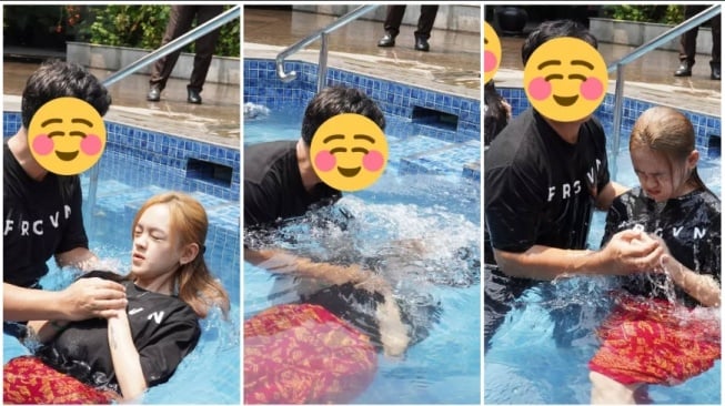 Riri Febriana saat sedang dibaptis  (Instagram)