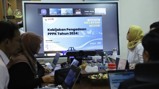 Suasana Sosialisasi Pengadaan PPPK Paruh Waktu, secara daring, Selasa (29/7/2025). [Kemenpan RB]