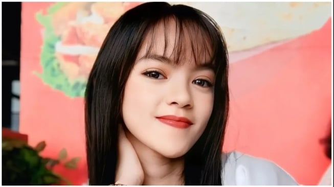 Artis cilik Genta Buana Riri Febriana dikabarkan menikah dengan sesama jenis (Instagram)