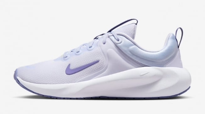 Rekomendasi Sepatu Workout Nike Wanita Terbaik, Harga Mulai Rp800 Ribuan