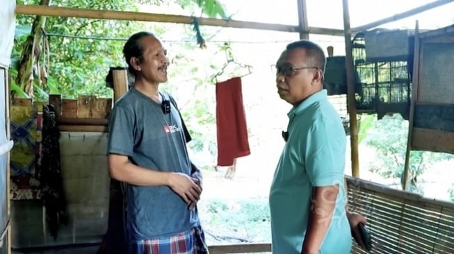 5 Fakta Dokter THT Lulusan UI dan Singapura Tinggal di Kolong Jembatan Demak, Kehilangan Anak-Istri!