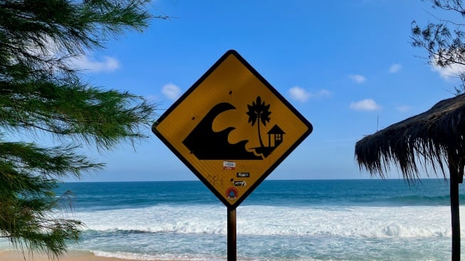 Gempa Rusia Picu Tsunami, BMKG Imbau Warga Biak dan Supiori Hindari Pantai