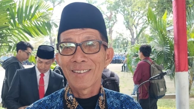 Diangkat Jadi ASN Tiga Bulan Jelang Pensiun, Air Mata Haru Lalu Syafii Pecah!