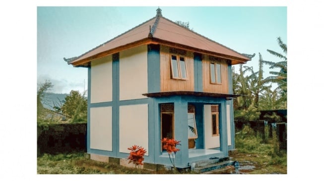 Rumah Unggul Sistem Panel Instan (RUSPIN) (Aplikator.ideaimaji.com)