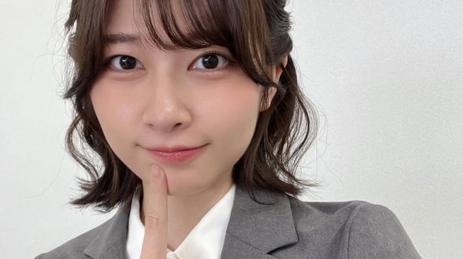 Kisah Saori Araki Mantan Idol yang Disangka Karyawan dan Jadi Meme Global (Instagram)