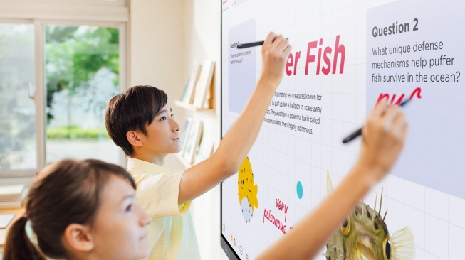 ViewBoard IFP51 Series 4K Interactive Display. [ViewSonic]