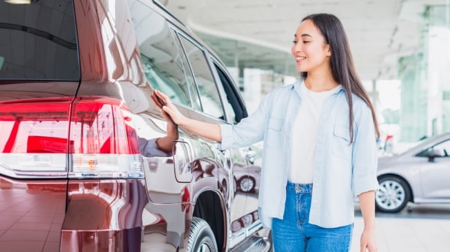 13 Mobil Bekas Paling Worth It 2025: Irit, Bandel, dan Harga Jual Stabil