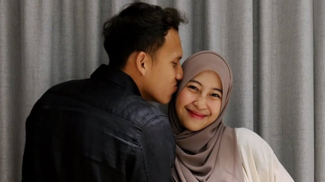 Momen Bahagia Adiba Khanza dan Egy Umumkan Kehamilan (Instagram)
