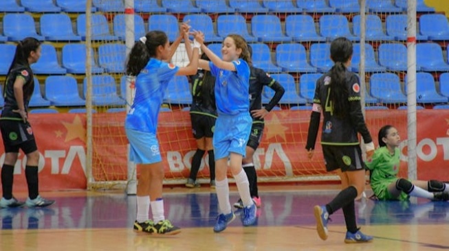 Futsal dan Filosofi Hidup: Dari Lapangan, Mimpi dan Karakter Diri